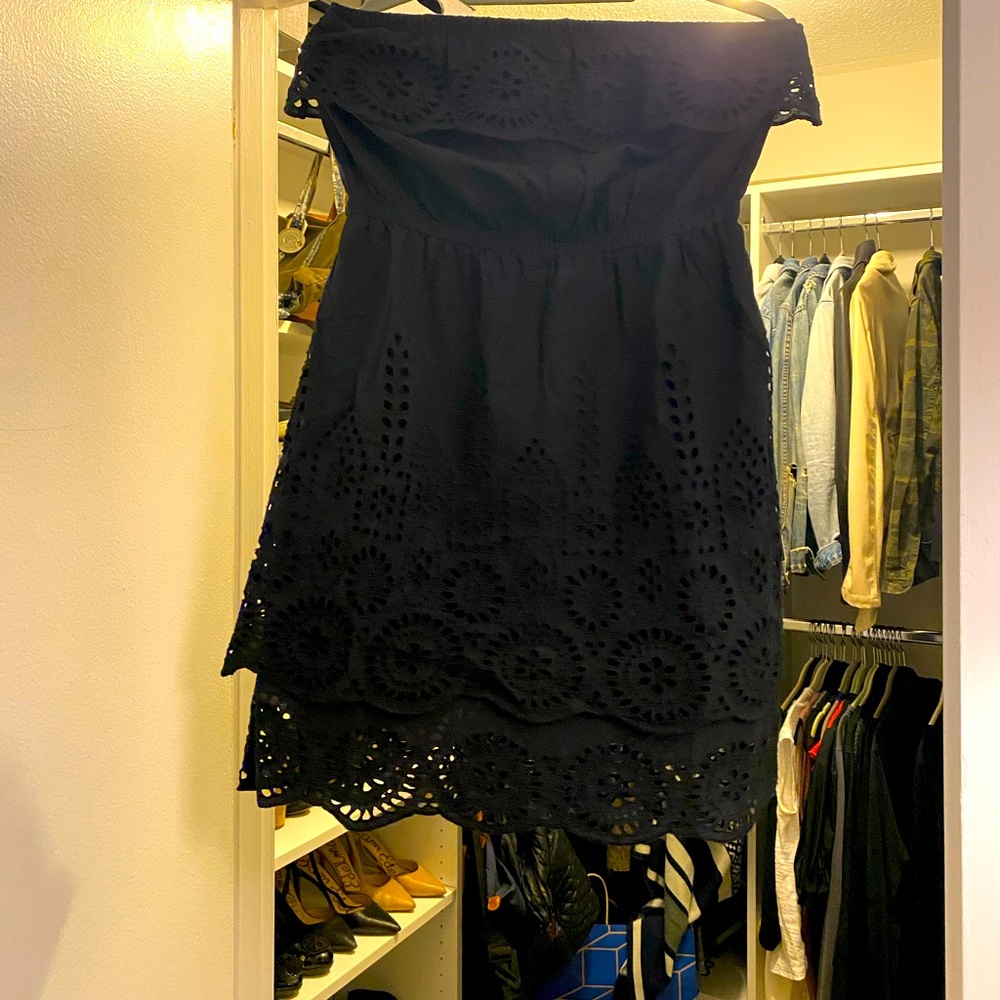 Strapless off shoulder eyelet mini